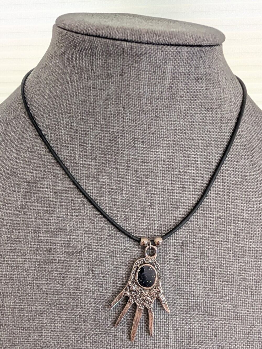 Vintage Y2K Silver Tone Beaded Hamsa Hand Amulet Bohemian Festival Necklace